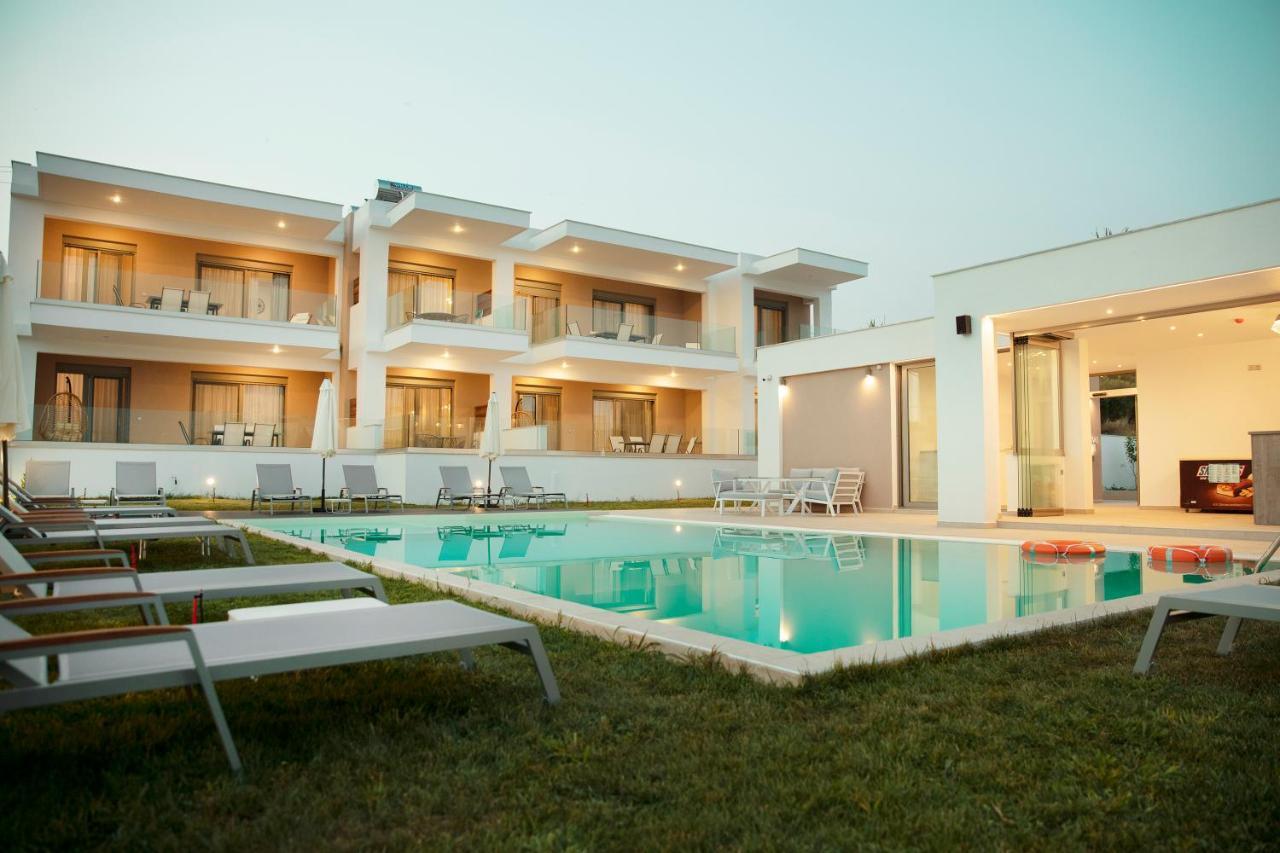 Le Grand Rêve Gerakini Exterior foto